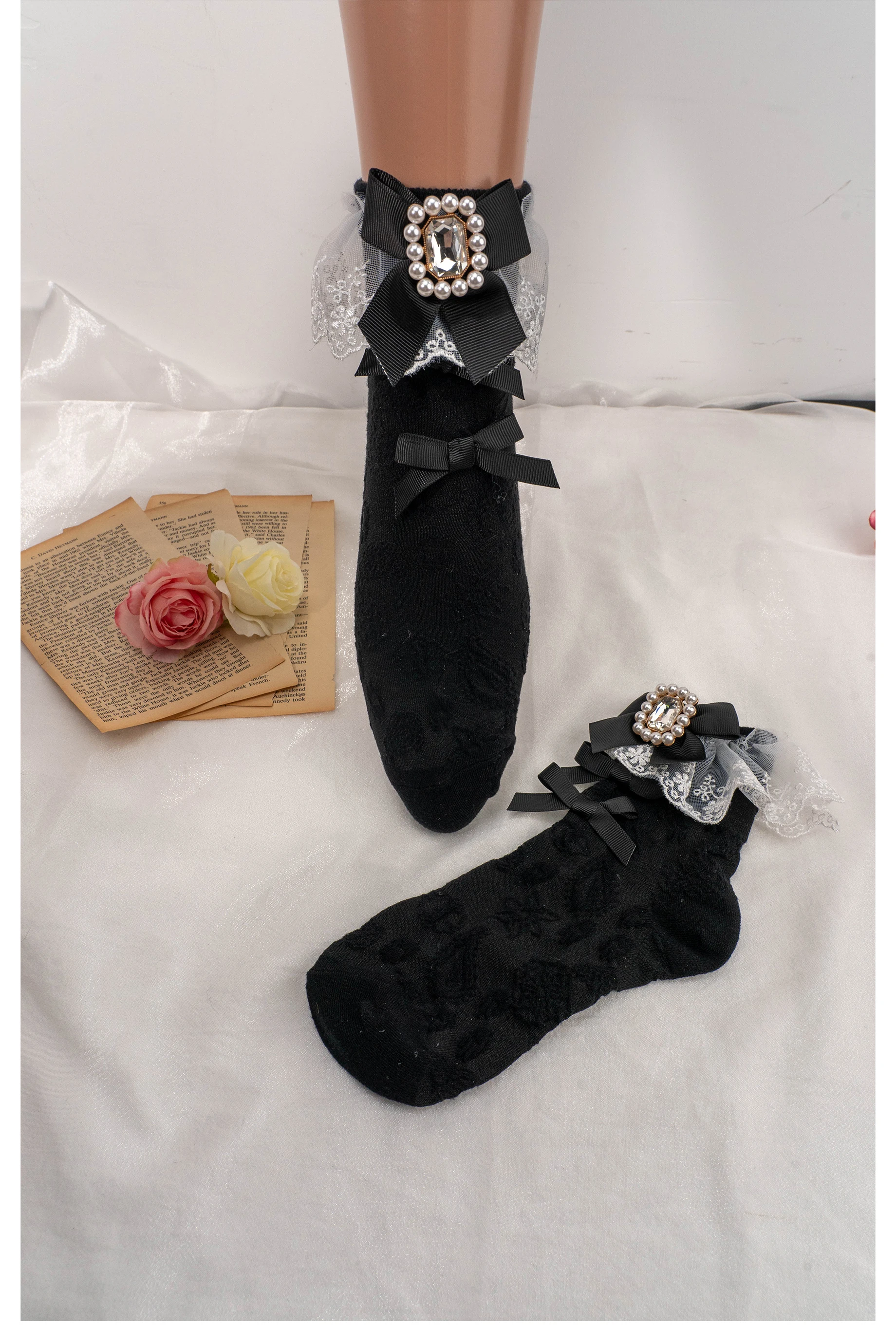 Lolita Style Bow Lace Socks White Black Spring Summer Socks for Lady Sweet Cute Japanese Style Women's Socks Fashion Lizlisa