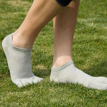 New 1 Pair Socks Sports Mens 5 Toe Socks Cotton Breathable Finger Sports Socks Hot Selling