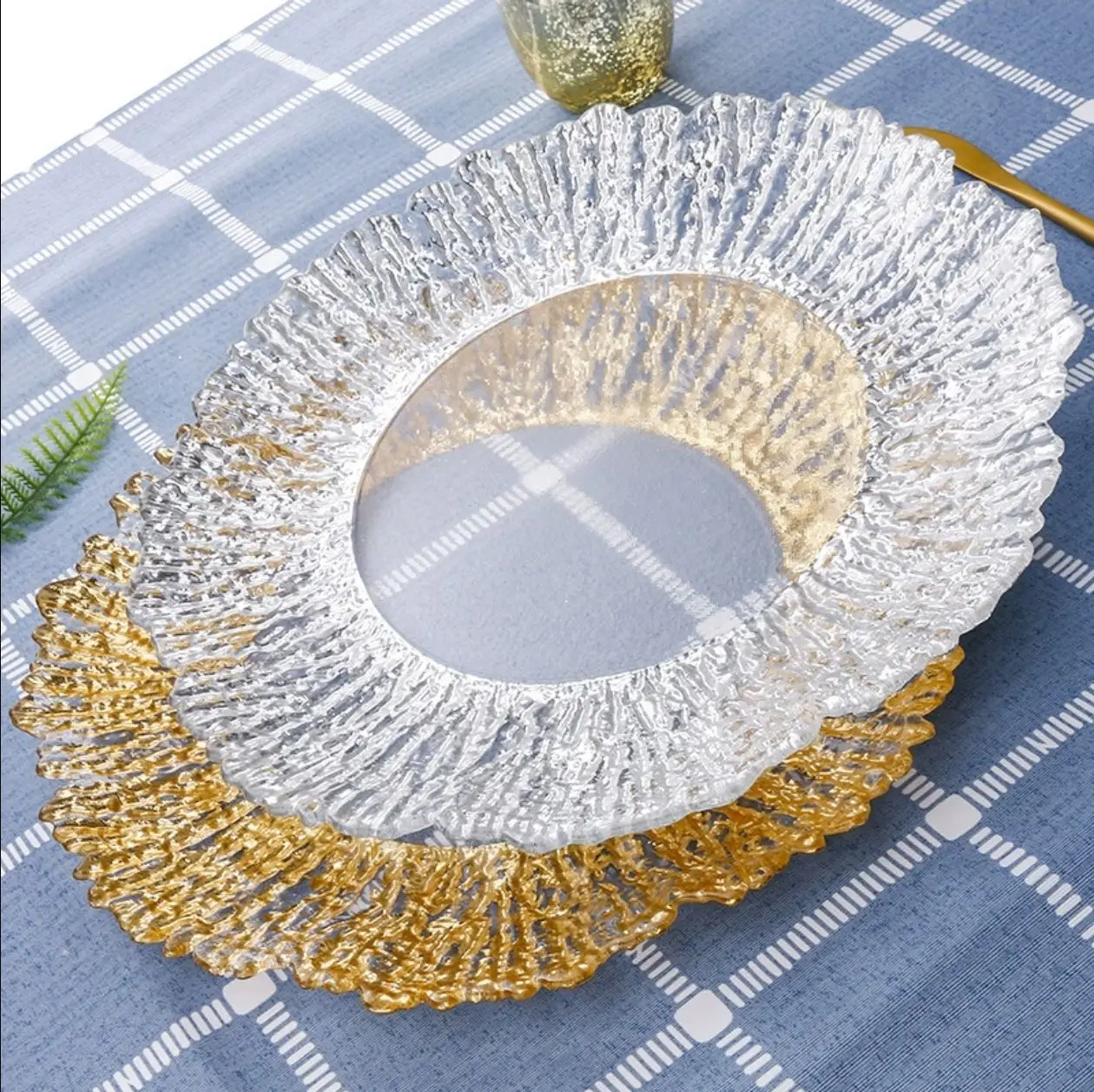 Clear Charger Plate with Gold Beads Rim, Acrylic Plastic Decorative