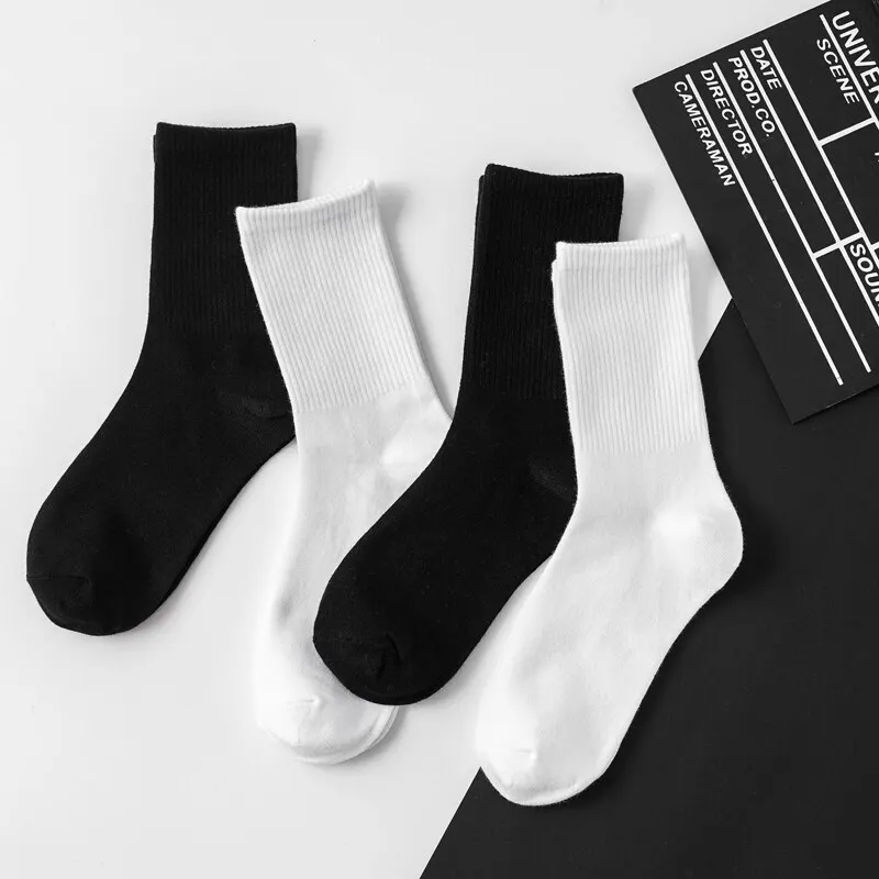 Men's Solid Color Middle Tube Socks - 6 Pairs, White & Black, Breathable Streetwear Fashion