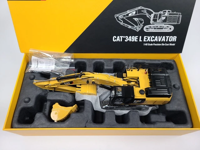 Caterpillar Cat 349E L Excavator Quick Coupler 2 Buckets CCM 1:48