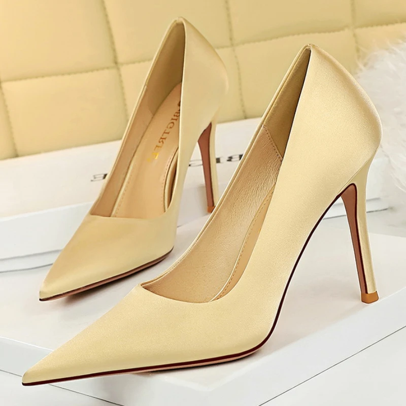 New Women Fetish 10cm High Heels Office Career Satin Pumps Lady Holiday Party Scarpins Stiletto Green Pink Shoes Plus Size 34-43 2