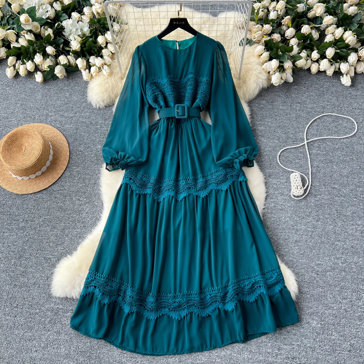 French Vintage O Neck Hollow Out Lace Patchwork Long Lantern Sleeves Korean Fashion Dresses Women's Autumn Waist Sweet Clothing