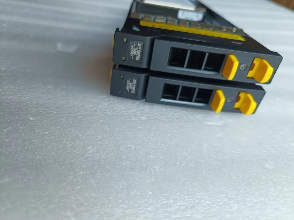HP 697389-001 900G 10K SAS 2.5 QR496A 3PAR 丮 ϵ ũ