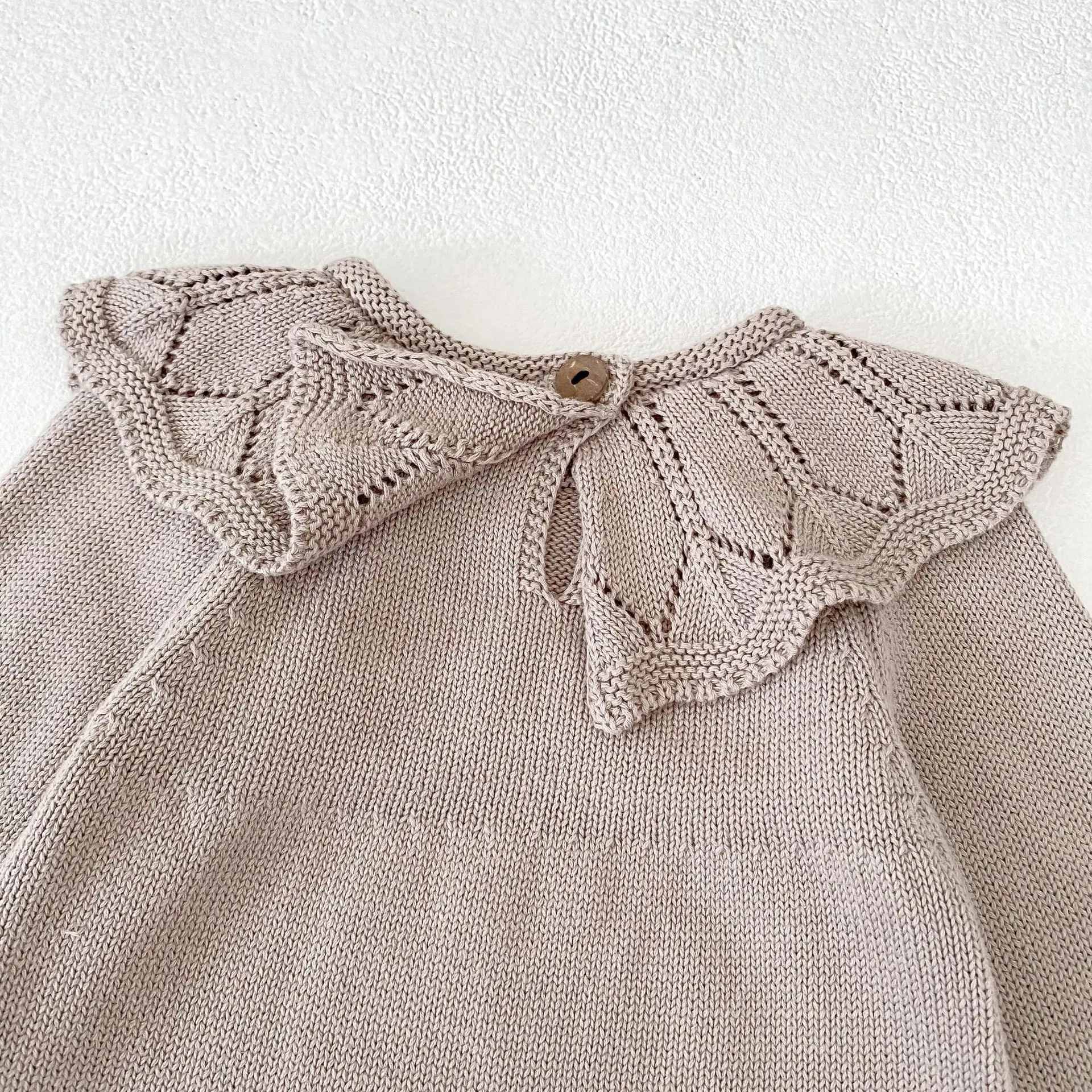 남아, 여아용 가을옷, 속이 빈 칼라, 니트 긴팔 가방, 방귀옷, 웨스턴 스타일 스웨터, 면사 점퍼