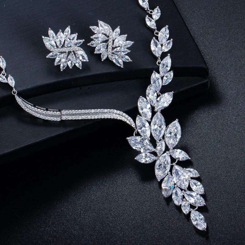 

Luxury Cubic Zircon Crystal African Beads Jewelry Set for Women Exquisite Marquise Earrings and Necklace Bridal Jewelry Sets
