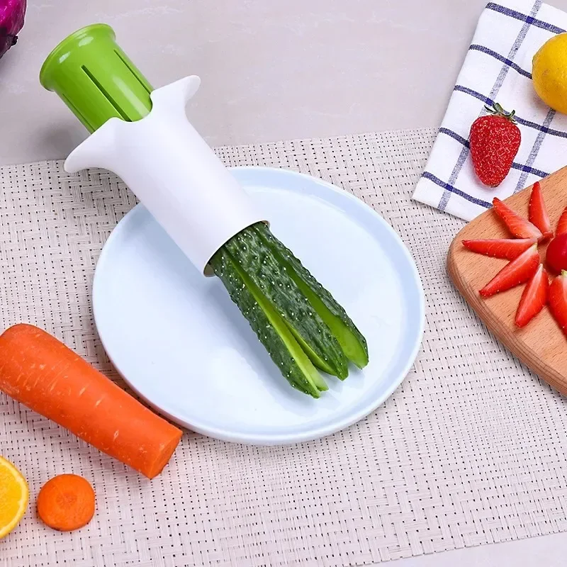 Creative Vegetable Cutters Fruit Kitchen Cucumber Carrot Divider Strawberry Slicer Splitter Kitchen Gadget Accessories 파쇄기