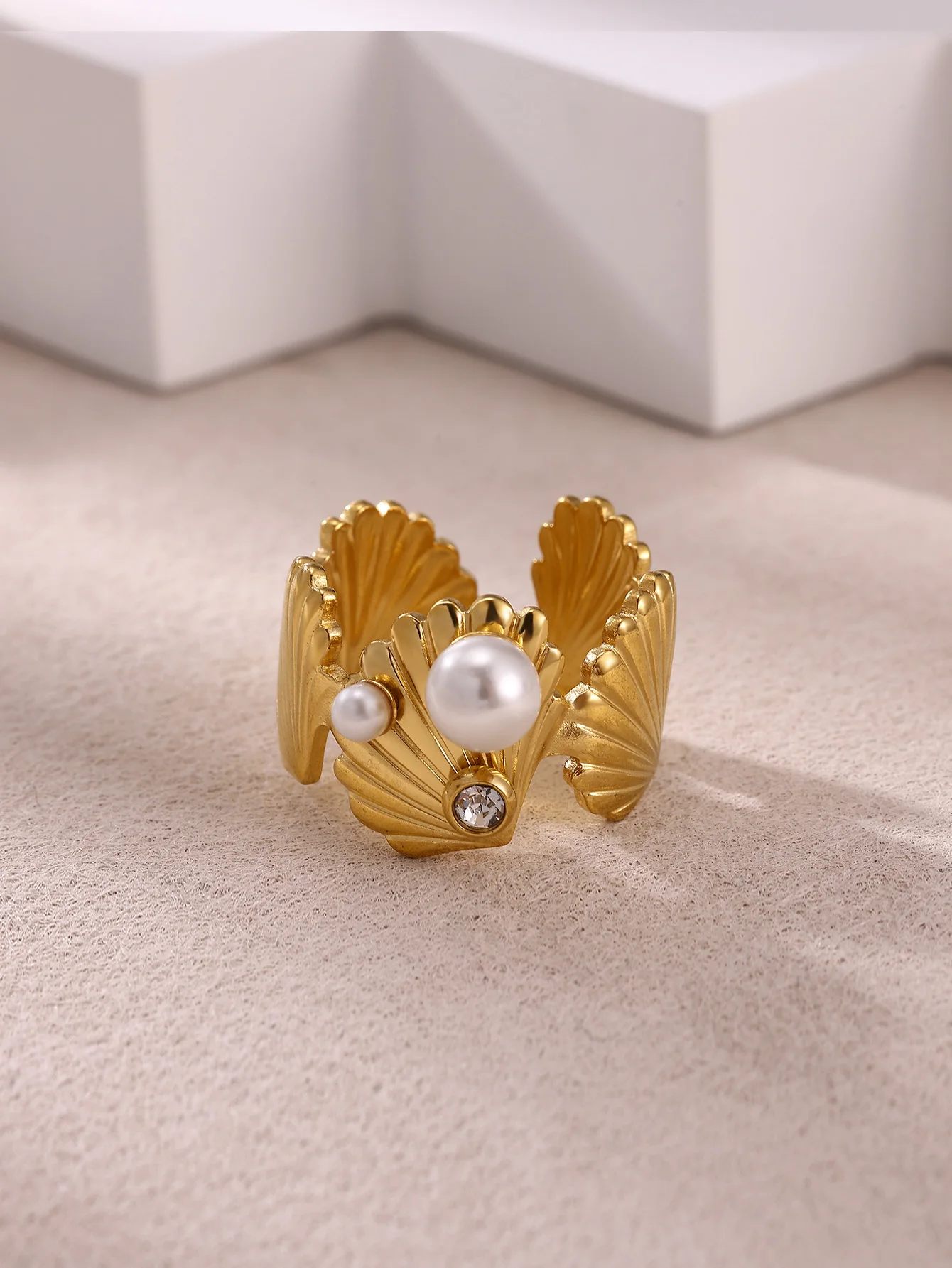 Trendy Ring Shell Stainless Steel, Durable