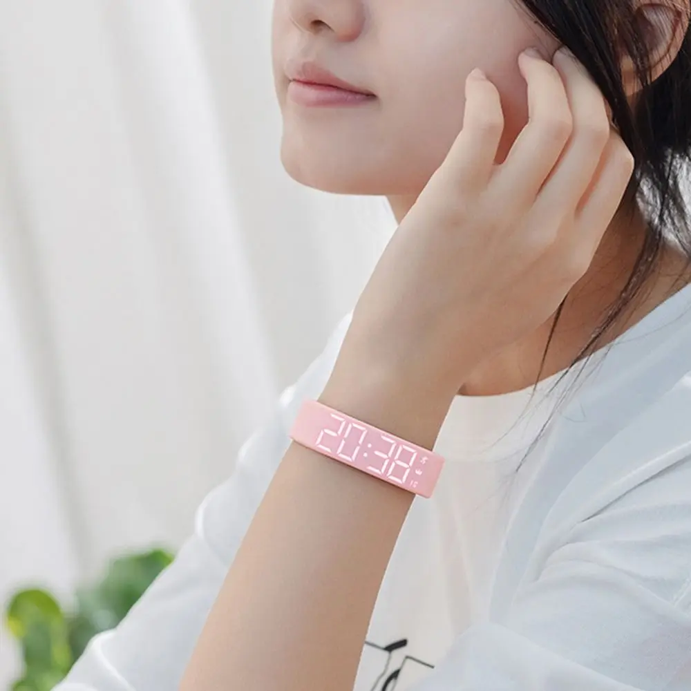 LED 디지털 알람 시계 방수 조절 가능한 피트니스 트래커 칼로리 카운터 스누즈 방지 피트니스 손목밴드