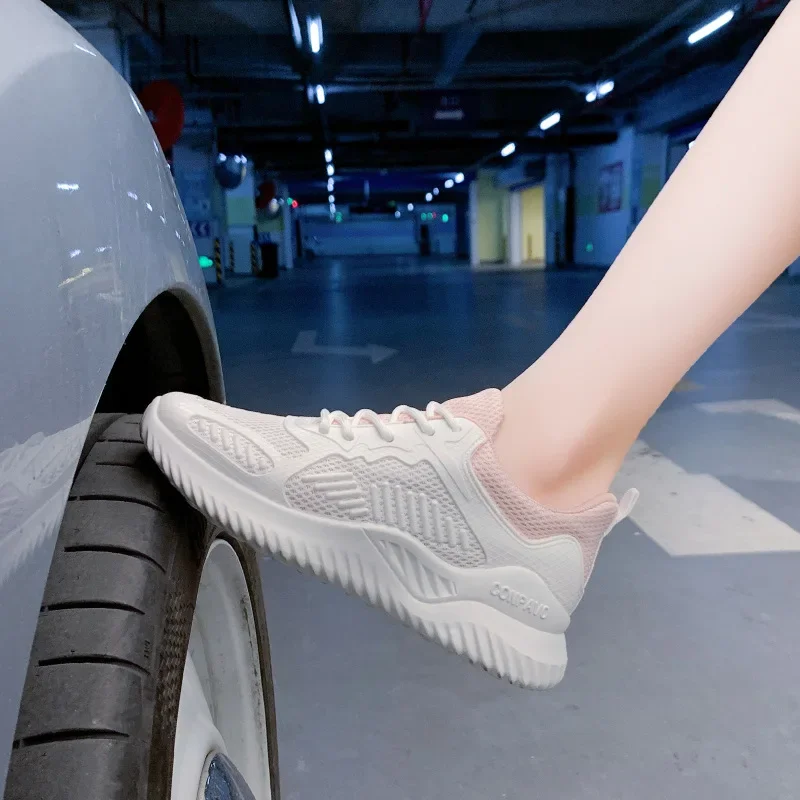 Breathable Platform Sneakers Women's Sports Shoes New Summer Fashion Comfortable Running Shoe Tennis Woman Mesh White Shoes
