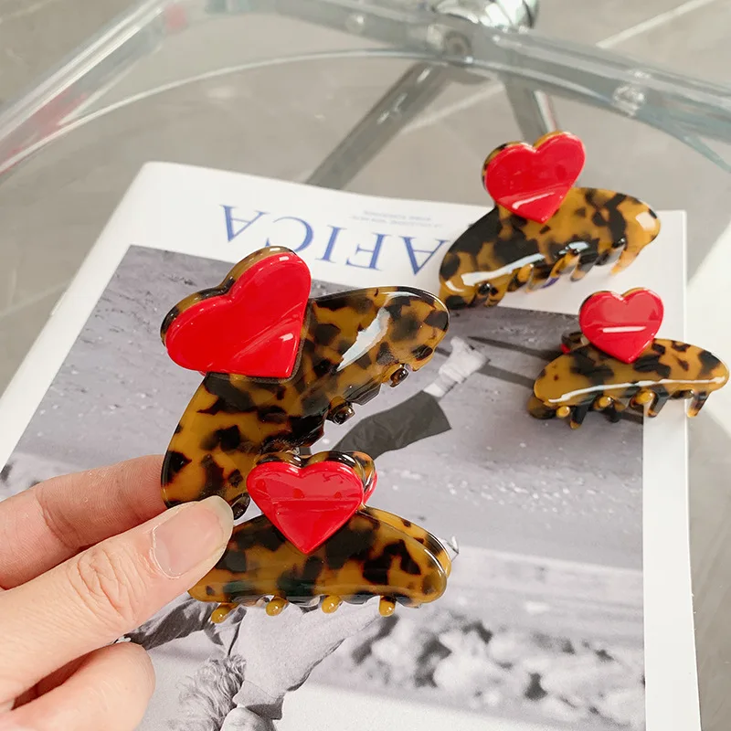 

Wholesale Sweet And Lovely Girl Love leopard Print Hair Clip Claw For Elegant Ladies Creative Colors Acetic Acid Shark Clip