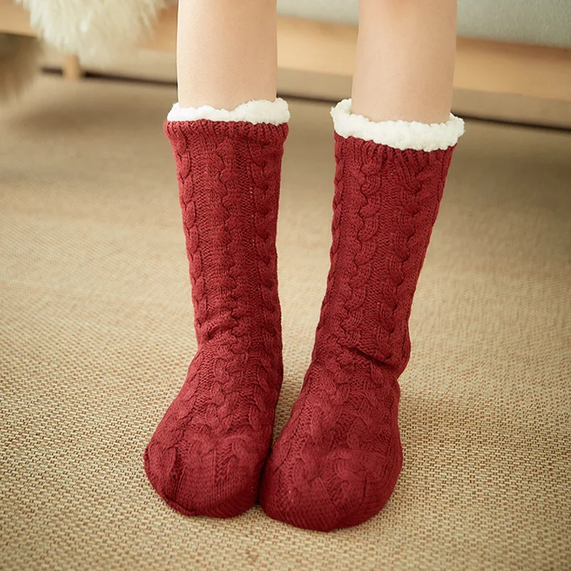 Women's Fuzzy Cable Knit Slipper Socks With Grippers