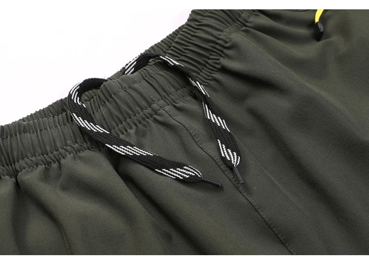 Men's Quick Dry Hiking Shorts Lightweight Outdoor Active Travelling Elastic Waist Casual Medium Length with Zipper Pockets