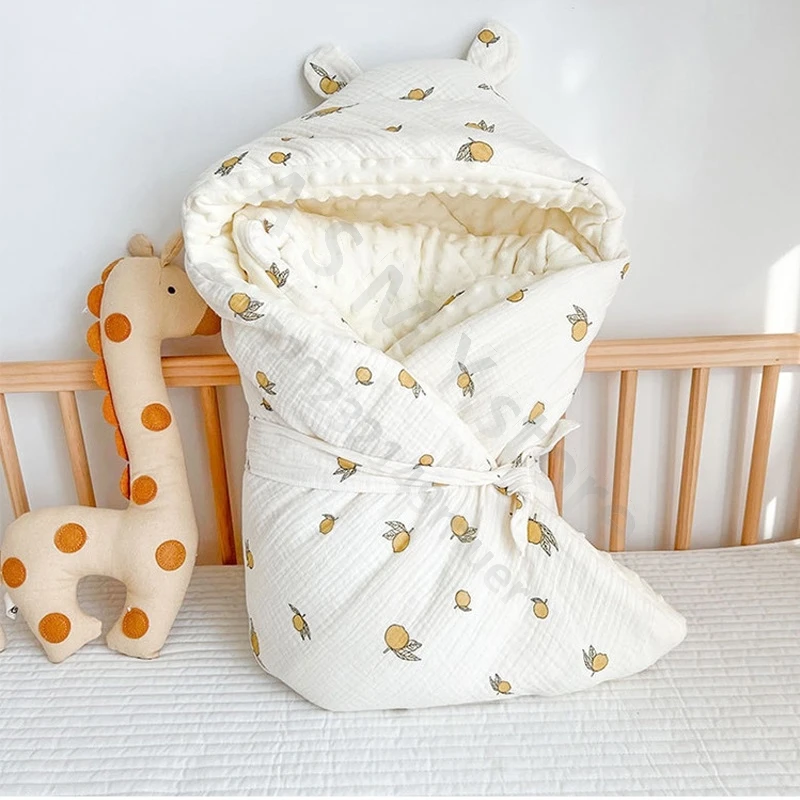 90✖90cm baby quilt/newborn blanket/delivery room blanket, cotton/autumn and winter thin cotton/spring and autumn style bean down