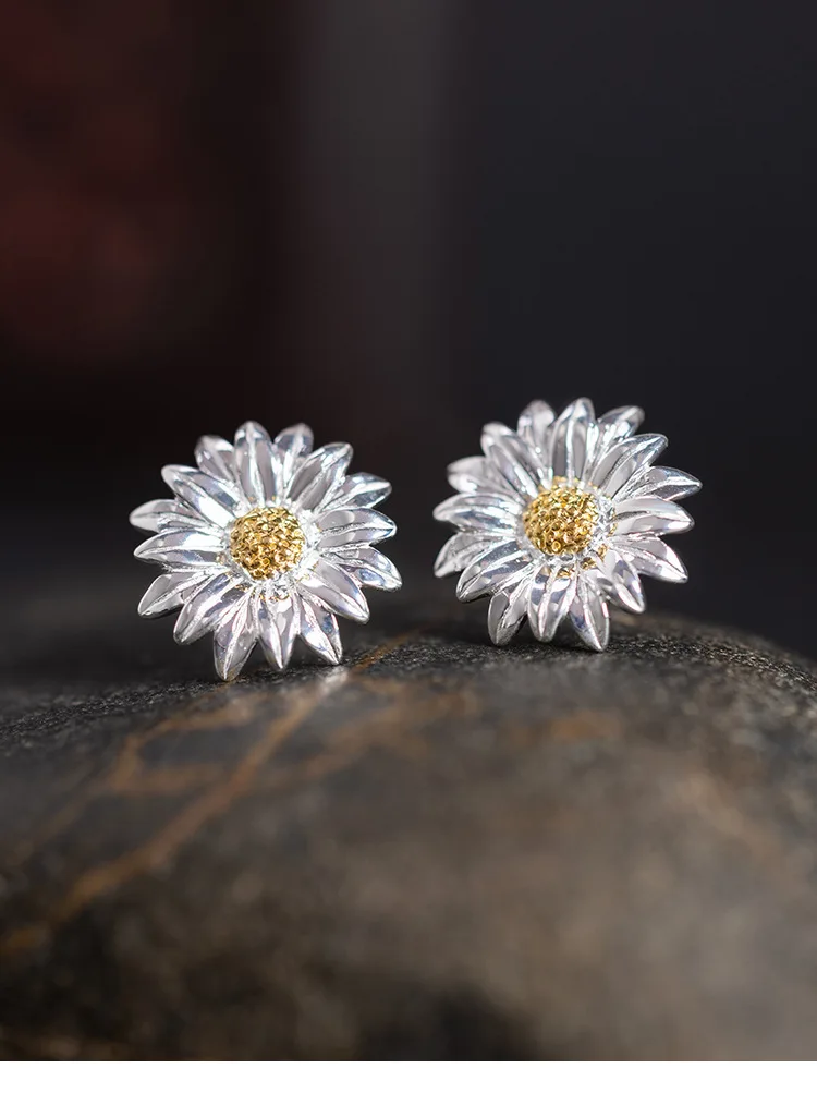 Amxiu Sterling Silber 925, kreative kleine Gänseblümchen-Ohrringe für Damen, einfache neue chinesische Mode-Gänseblümchen-Ohrringe für Party oder Verlobung – Detail 1