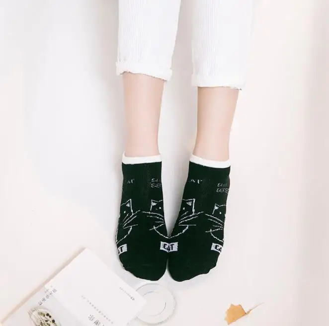 5 Paar Damen- und Mädchen-Socken aus Baumwolle mit niedlichen Cartoon-Motiv, kurze Sommer-Söckchen – Detail 14