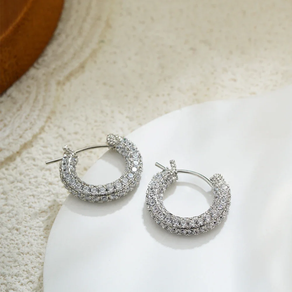 Italianate Embedded with Sparkling Zircon CZ Round Hoop Earrings Minimalist Gold Plated Ear Buckle Charm Rhinestone Jewelry Aros