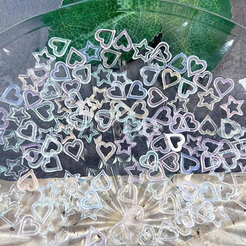 50Pcs 할로우 하트 오각형 네일 아트 매력 장식 부품 새로운 혼합 얼음 투명 러브 스타 3D 수지 네일 액세서리 DIY