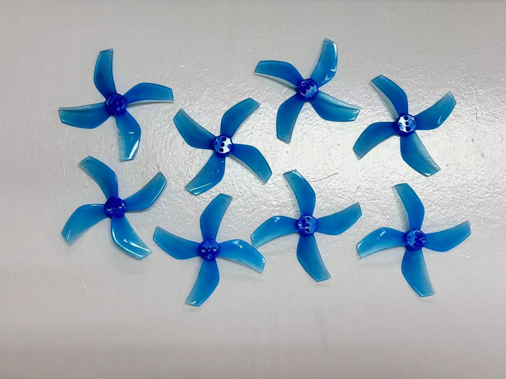 4 Paar 8 Stück GEMFAN D51 2020 2x2x4 2 Zoll 50,3 mm 4-Blatt-PC-Propeller 1,5 mm für RC FPV Racing Freestyle Tinywhoop BETA85X Drohne – Detail 3