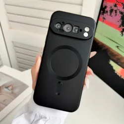 Luxury Metallic Paint Magnetic Wireless Charging Case with Lens Protection - Soft TPU Cover - Google Pixel 11 (Black)