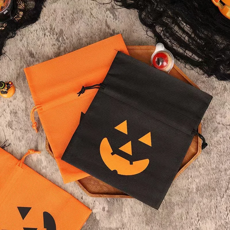 24-2PCS Pumpkin Non Woven Drawstring Gift Bags Trick or Treat Bags Candy Cookie Pouch for Halloween Gift Packaging Decoration
