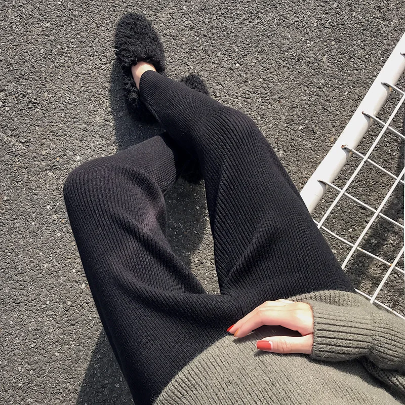 2025 Summer Pregnant Women Wide-legged Pants Pleated Straight Leisure Wear Solid Color High Waist Maternity Chiffon Trousers 4