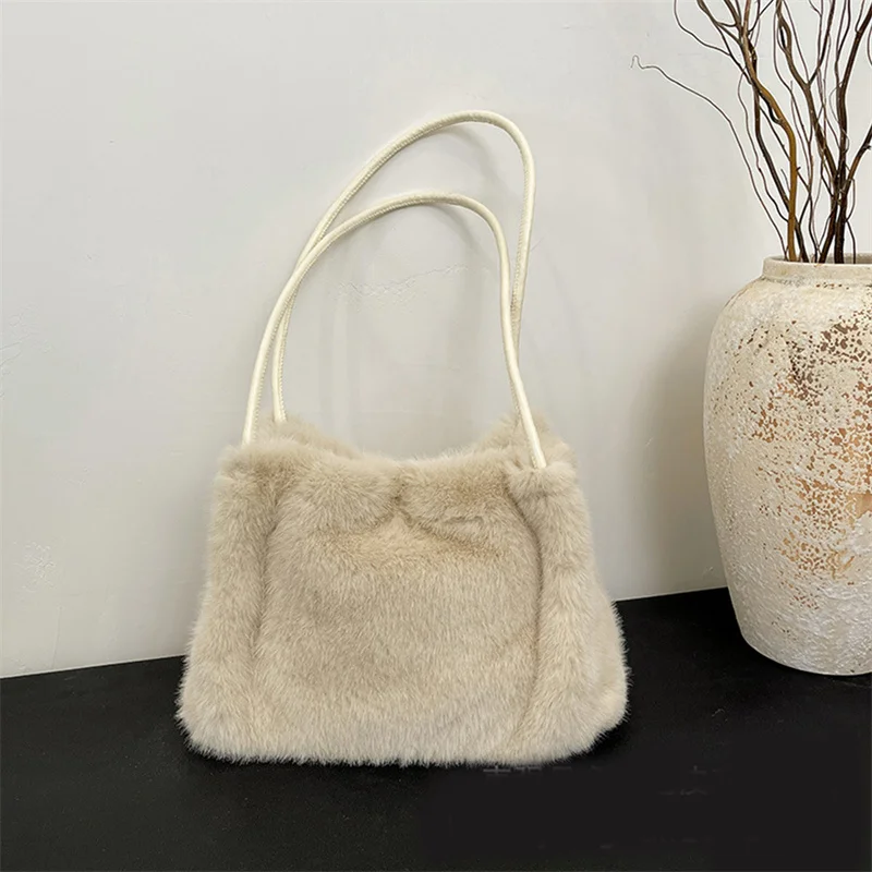 Women's Versatile Plush Crossbody Bag Fashion Korean Edition Casual Shoulder Tote Bag Single Plush Bag