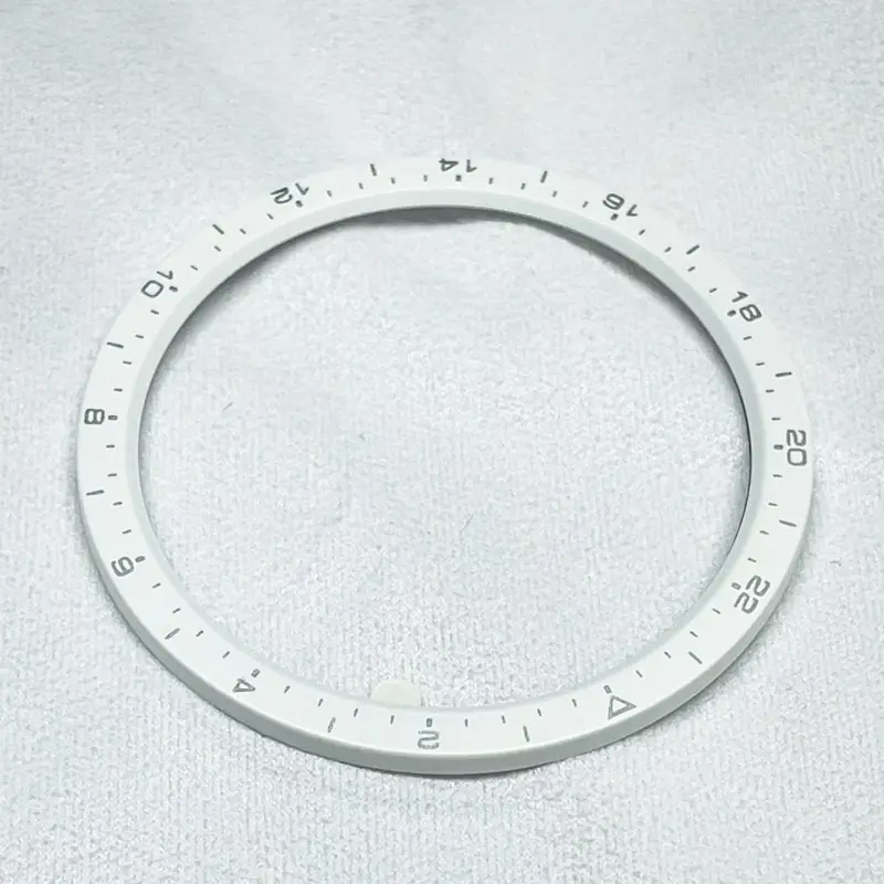 Elegant Bezel Ring Cover for Smartwatches - Premium Protective Accessory