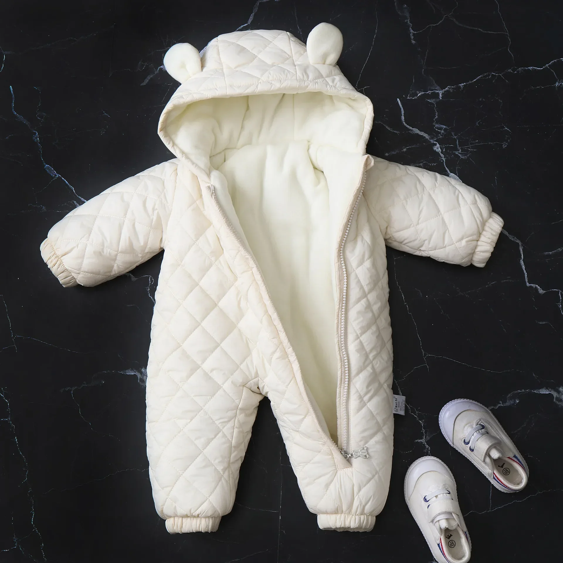 Winter Jumpsuit For Kids Plus Velvet Warm Hooded Newborn Baby Romper 0-2 Years Infant Girl Winter Overalls Baby Outfits