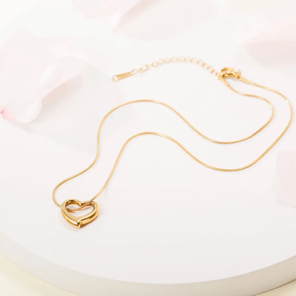 TOHM بسيط على شكل قلب الجوف قلادة قلادة الفولاذ ال...
