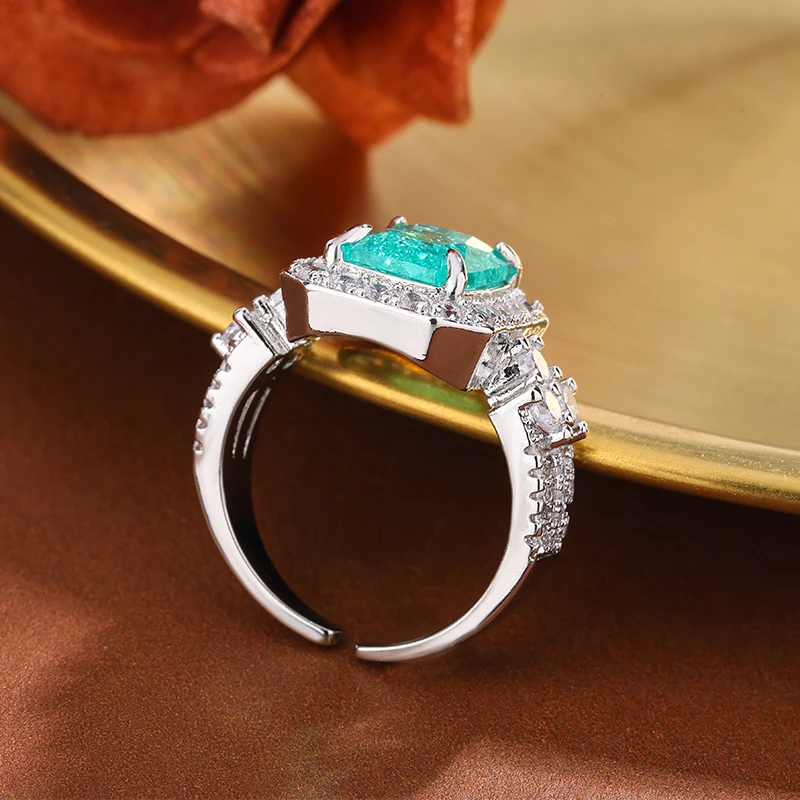 Elegant Women's Adjustable Teal Gemstone Ring in 925 Silver Plating