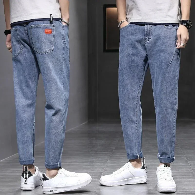 thumbnail image 1 of Pantalones vaqueros para hombre elásticos de color azul claro, pantalones vaqueros para hombre, pantalones elásticos, ajustados, ajustados, ajustados, estilo coreano, tendencia 2024, 1 of 5