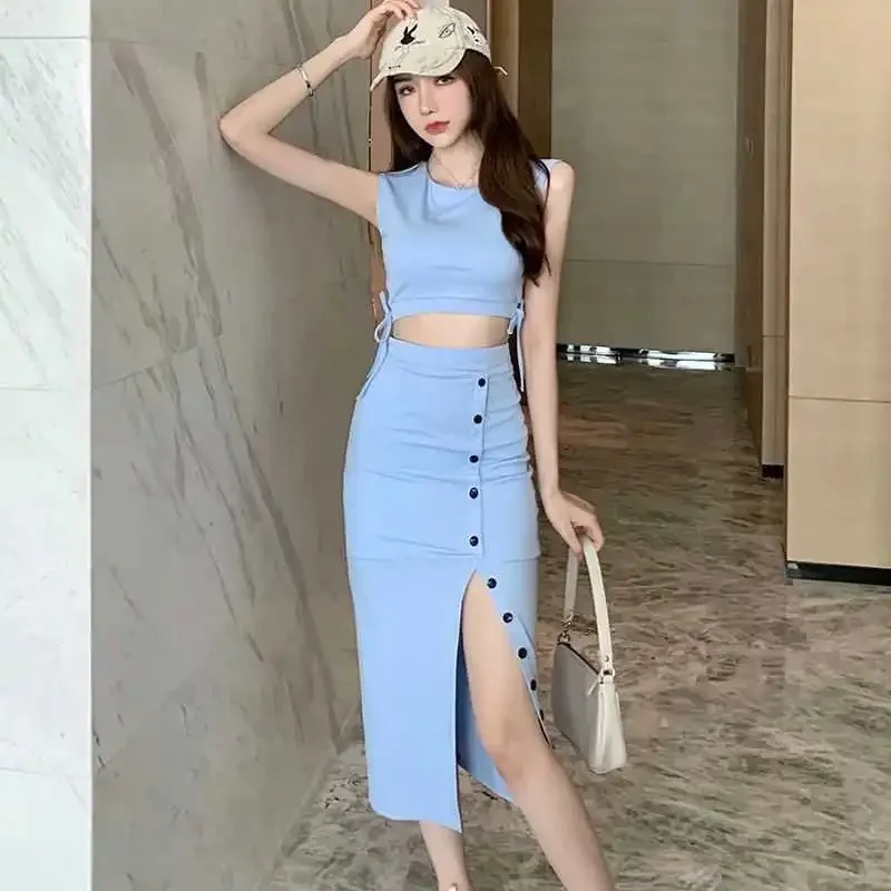 

Женский костюм-двойка с юбкой, повседневный костюм в Корейском стиле с юбкой на бедрах, лето 2022