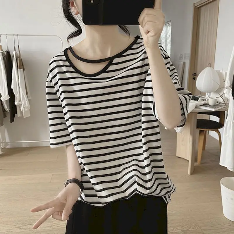 

100% Cotton T Shirts Women Fashion Niche Design Off Shoulder T-shirt Casual Looe Simple Stripe Tops Summer Trend Thin Tshirt Y2k