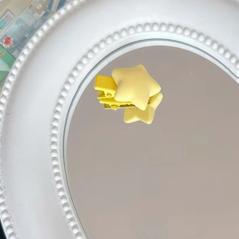 

MXMB Sweet Hair Clip Lovely Star Duckbill Hairpin Yellow Color Hair Clip for Spring Summer Hairpins for Teenagers Child