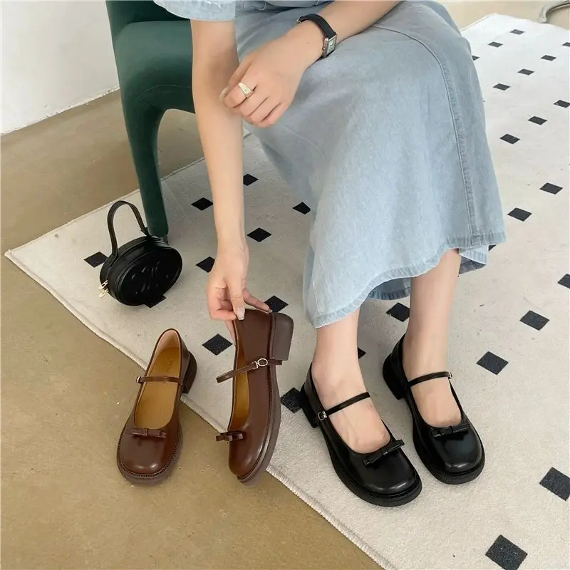 스퀘어끈나시