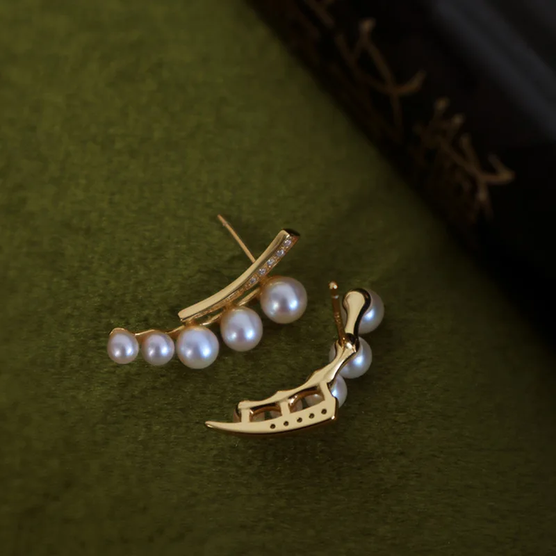 

Personality Asymmetric Pearl Earrings Women's French Fashion Elegant Ladies Earrings Retro High-End Fashion New Accessories