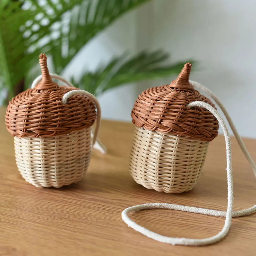 

1Pc Pinecone Rattan Bag Vintage Style Home Decorative Rattan Shoulder Bag Woven Bag for Toddlers Handbag Photo Props Gift