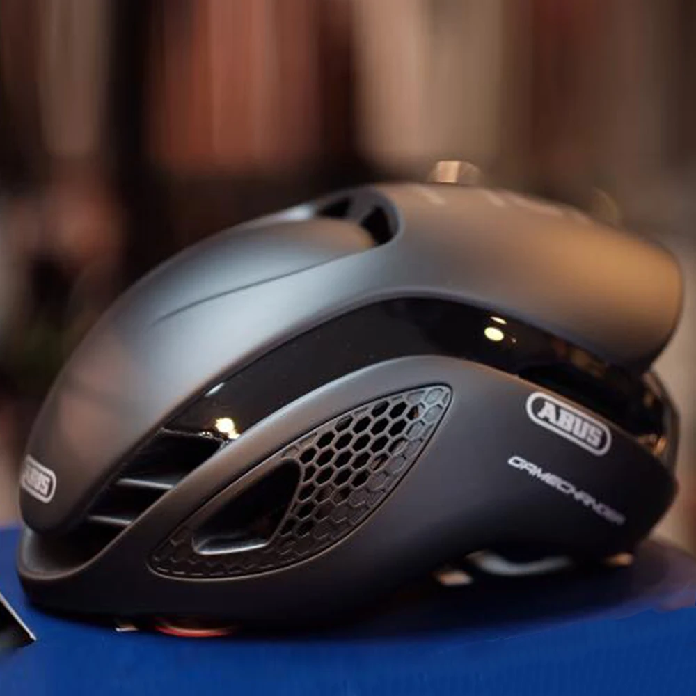 Casques aérodynamiques : arnaque ou must-have pour les cyclistes