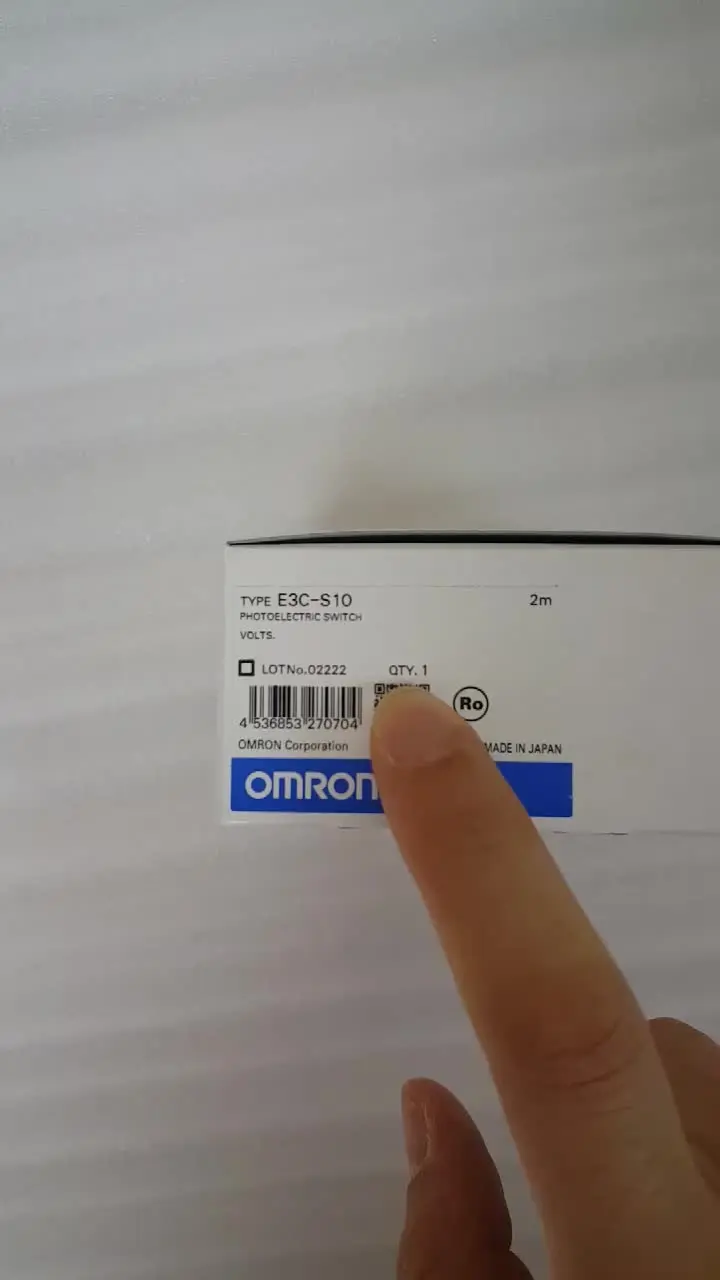 OMORON(オムロン) E3C-VS1G 2M センサ 新品◇適格請求書◇送料無料OMRON オムロンE3C-VS1G 2M 光電センサー６