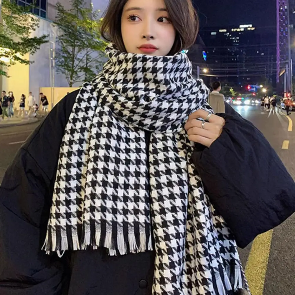 

Black White Plaid Print Scarf Plaid Print Tassel Trim Scarf Thick Warm Shawl Versatile Long Wrap for Women Autumn Winter Black