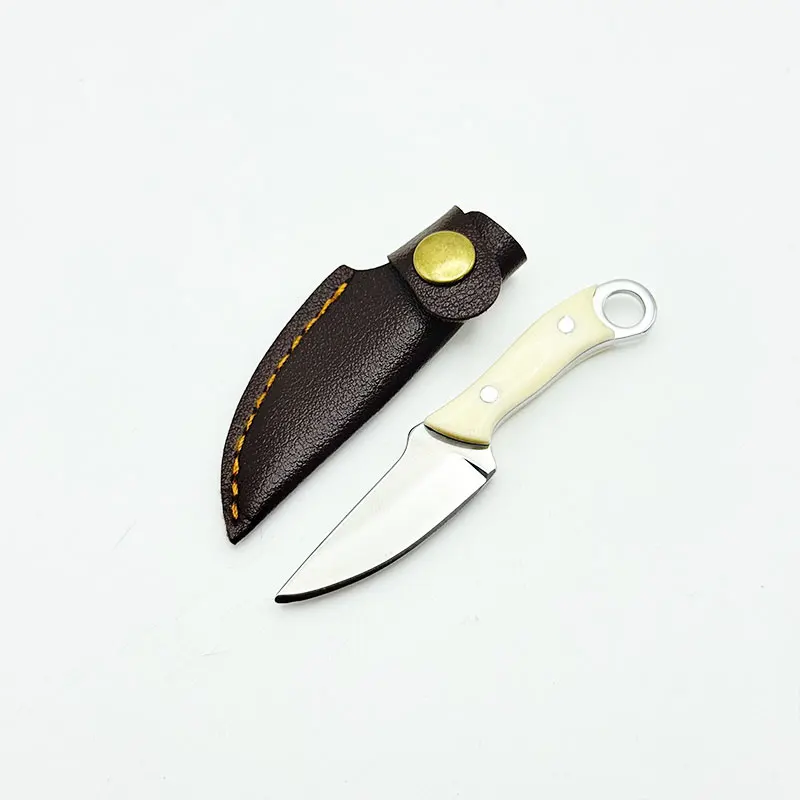 Mini knife, portable box opening knife keychain, pocket knife, Halloween gift, with knife sheath