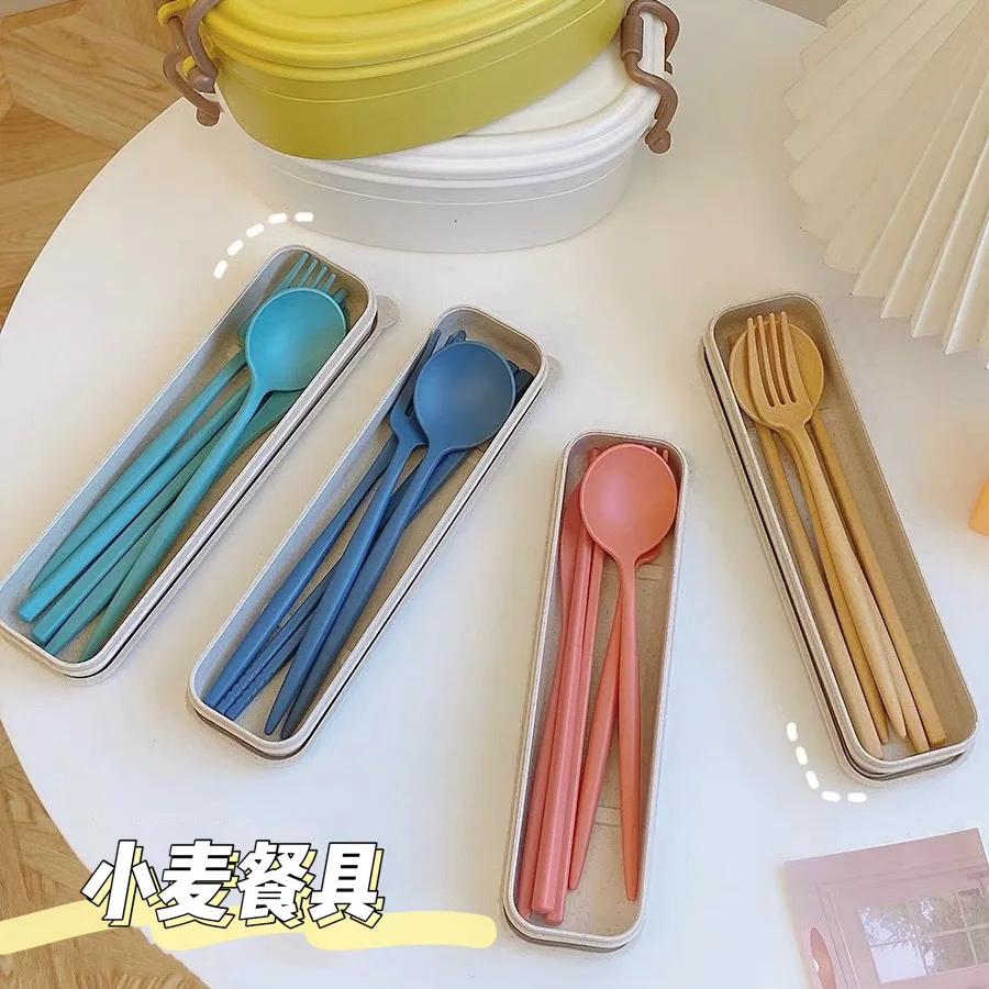 https://ae01.alicdn.com/kf/Sc6ce6004a7c44ebc87dbd3d11d8f4c6c8/4PCS-Set-Wheat-Straw-Spoon-Fork-Chopsticks-with-Box-Travel-Portable-Dinnerware-Portable-Cutlery-Tableware-Kitchen.jpg