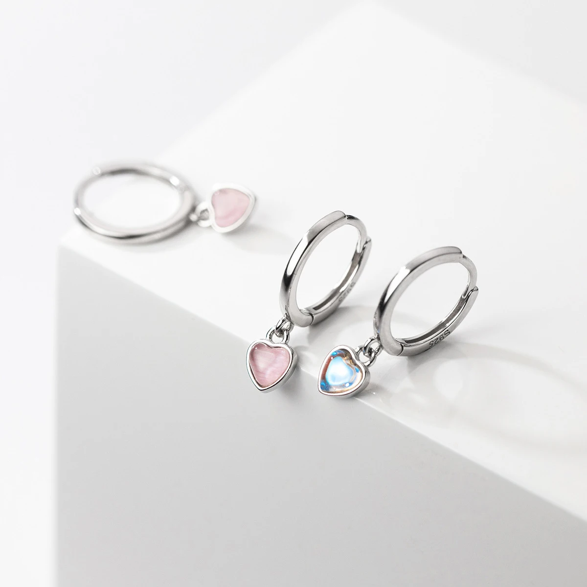 Modian- 로맨틱 하트 월장석 스파클링 후프 귀걸이, 여성을 위한 웨딩 약혼 고급 주얼리 선물