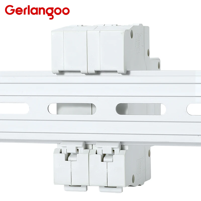 High-Voltage Solar Mini Circuit Breaker with Overload Protection, 3A-63A Capacity
