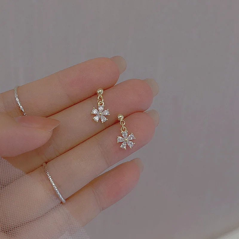 Sweet Temperament Exquisite Flower Zircon Drop Earrings For Women Rhinestone Earring Girl Party Birthday Wedding Jewelry Gifts drop earrings,dangle earrings,flower earrings