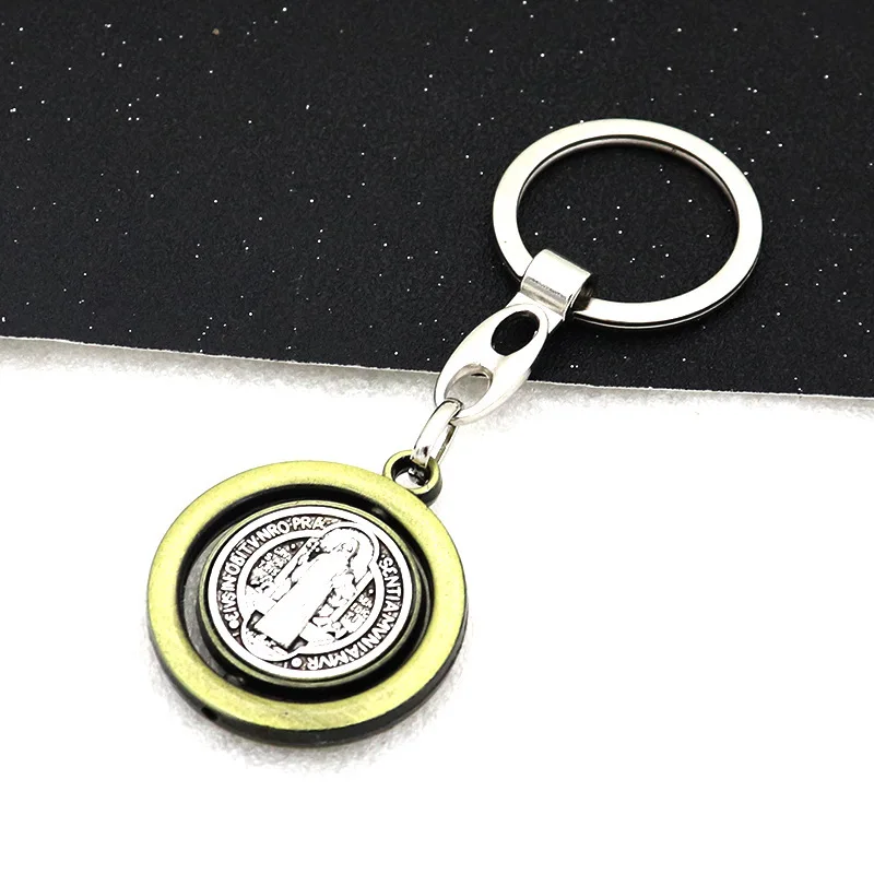 2 Medaglie San Benedetto Con , Portachiavi Cattolico On