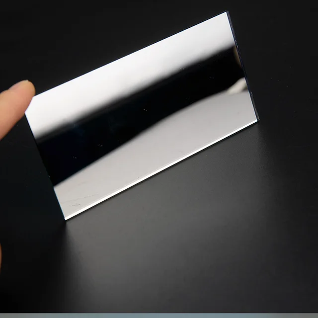 선명하고 왜곡 없는 이미지를 위한 DIY 프로젝터의 필수 구성 요소