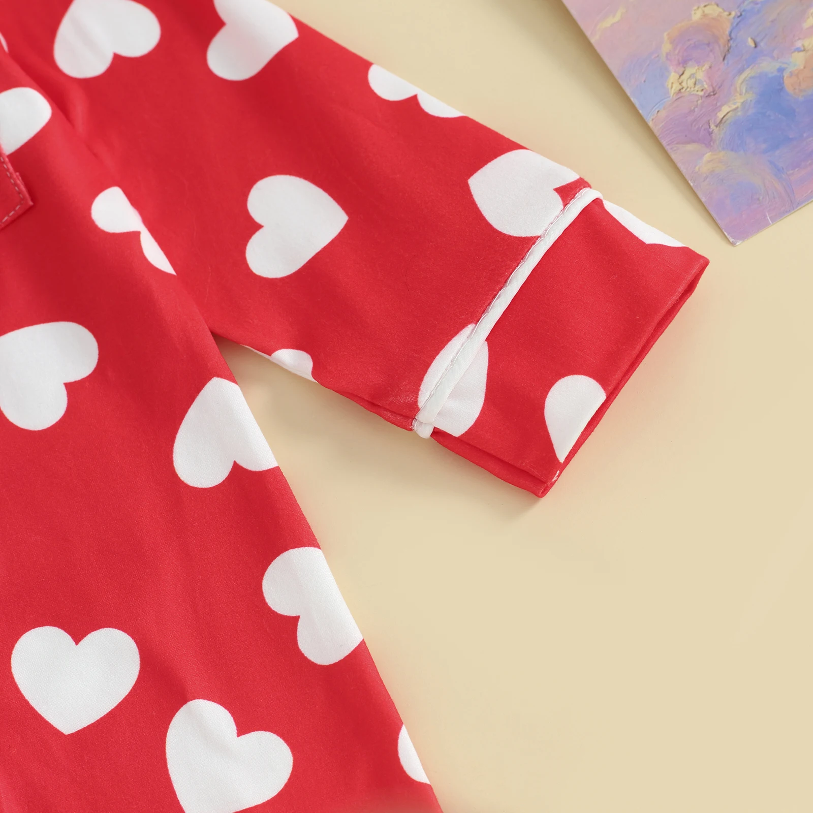 Long Sleeve Baby Boys Girls Sleepwear Pajamas Jumpsuits Lapel Collar Heart Print Button Up Rompers Newborn Loungewear Clothes