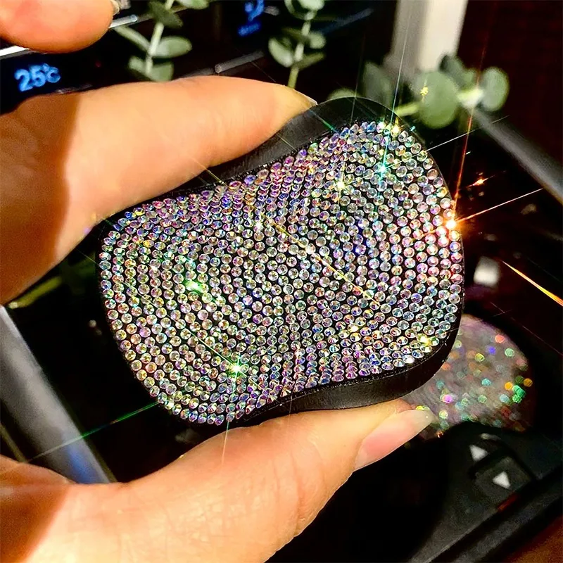 Cup Holder Coasters 2Pcs Diamond Car Coaster Water Cup Slot Non-Slip Mat Silica Pad Auto Interior Decoration